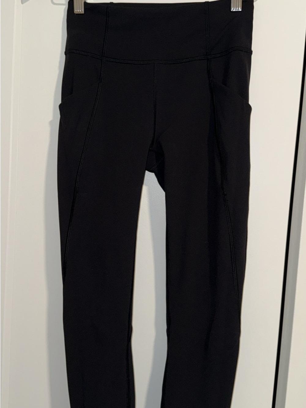 Lululemon Black High-Rise Leggings with Side Pockets